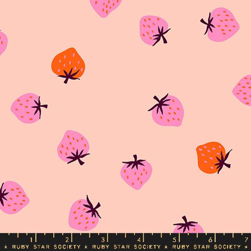 RS3085 14 Strawberry           Pale Peach