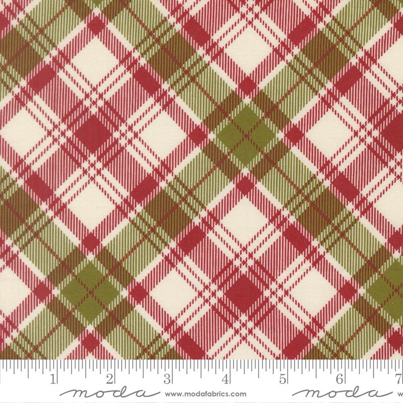 55715 12 Chilly Christmas Plaid Red