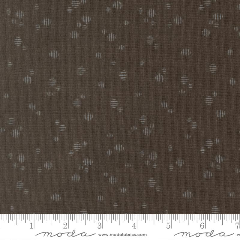 45676 19 Wellspring Charcoal