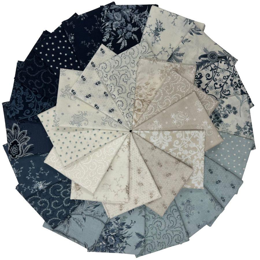 Breathtaking Blues 30 Fat Quarter Bundle