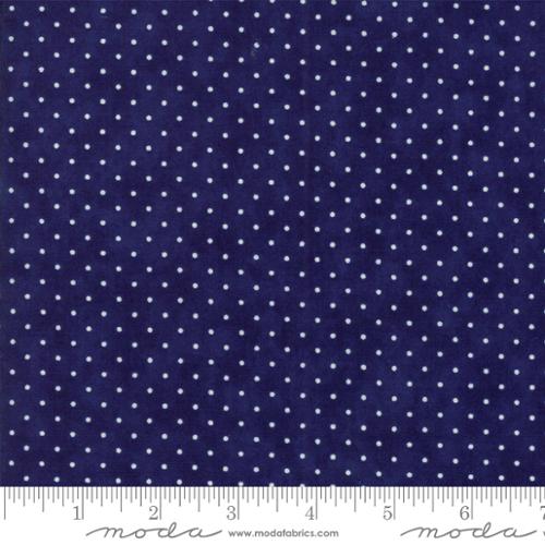 8654 39 Essential Dots Liberty Blue