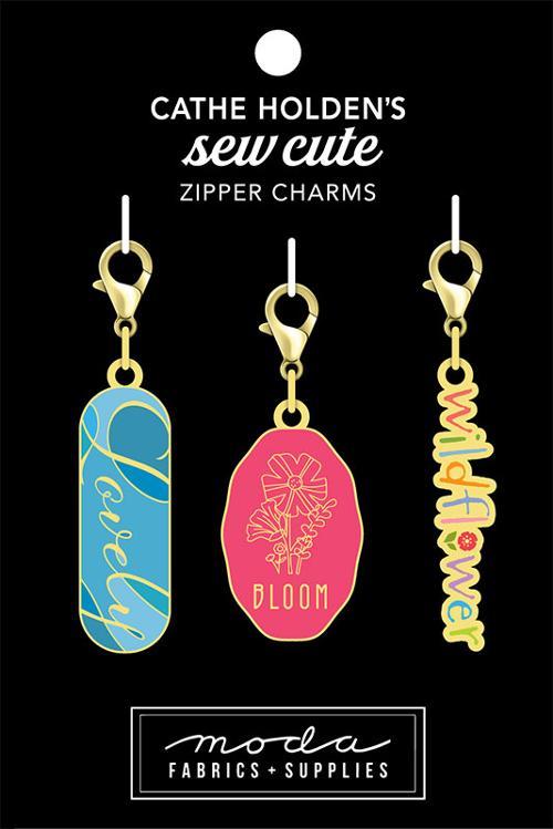 Lovely Bloom Flowr Zipper Pull