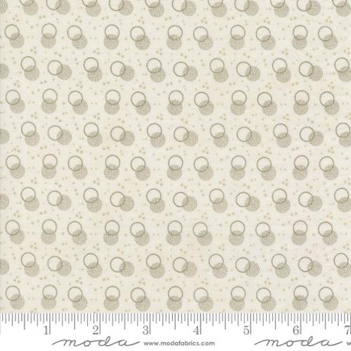 49253 15 Snowman Gather IV    Snow Taupe