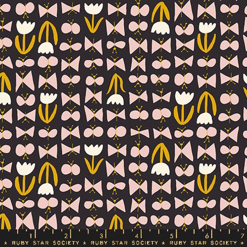 RS3081 16 Bird Is The Word Soft Black