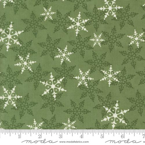 56134 15 Winter Friends             Pine