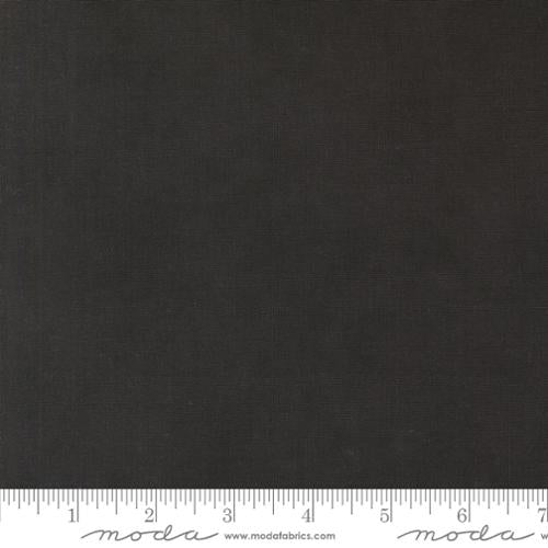 56127 28 Winter Friends   Charcoal Black