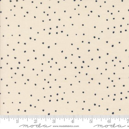 38149 11 Rainier                Eggshell