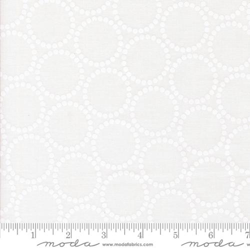 37136 21 Tiny Christmas       Snow White