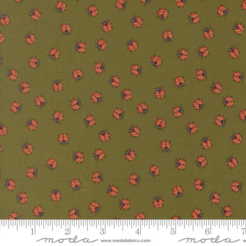48446 17M Ladybug Whimsy Metal      Grass