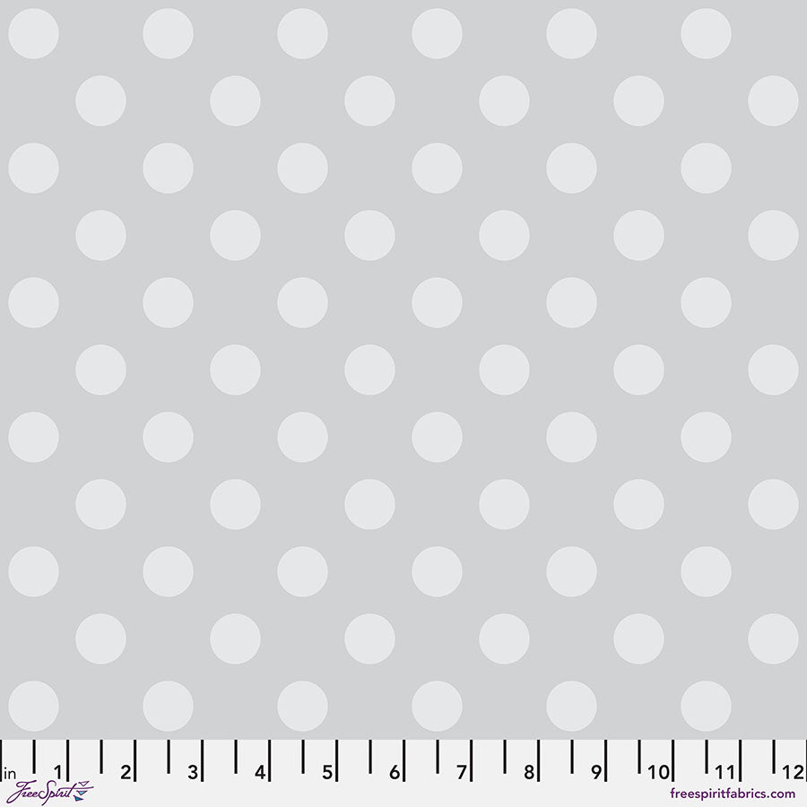 PWTP118.FOG || Pom Pom - Fog || True Colors Graywork