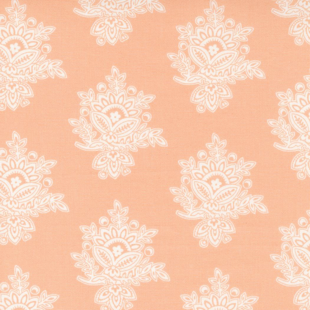 20454 19  Cinnamon Cream            Peach